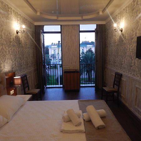Melini Boutique Hotel バトゥーミ エクステリア 写真