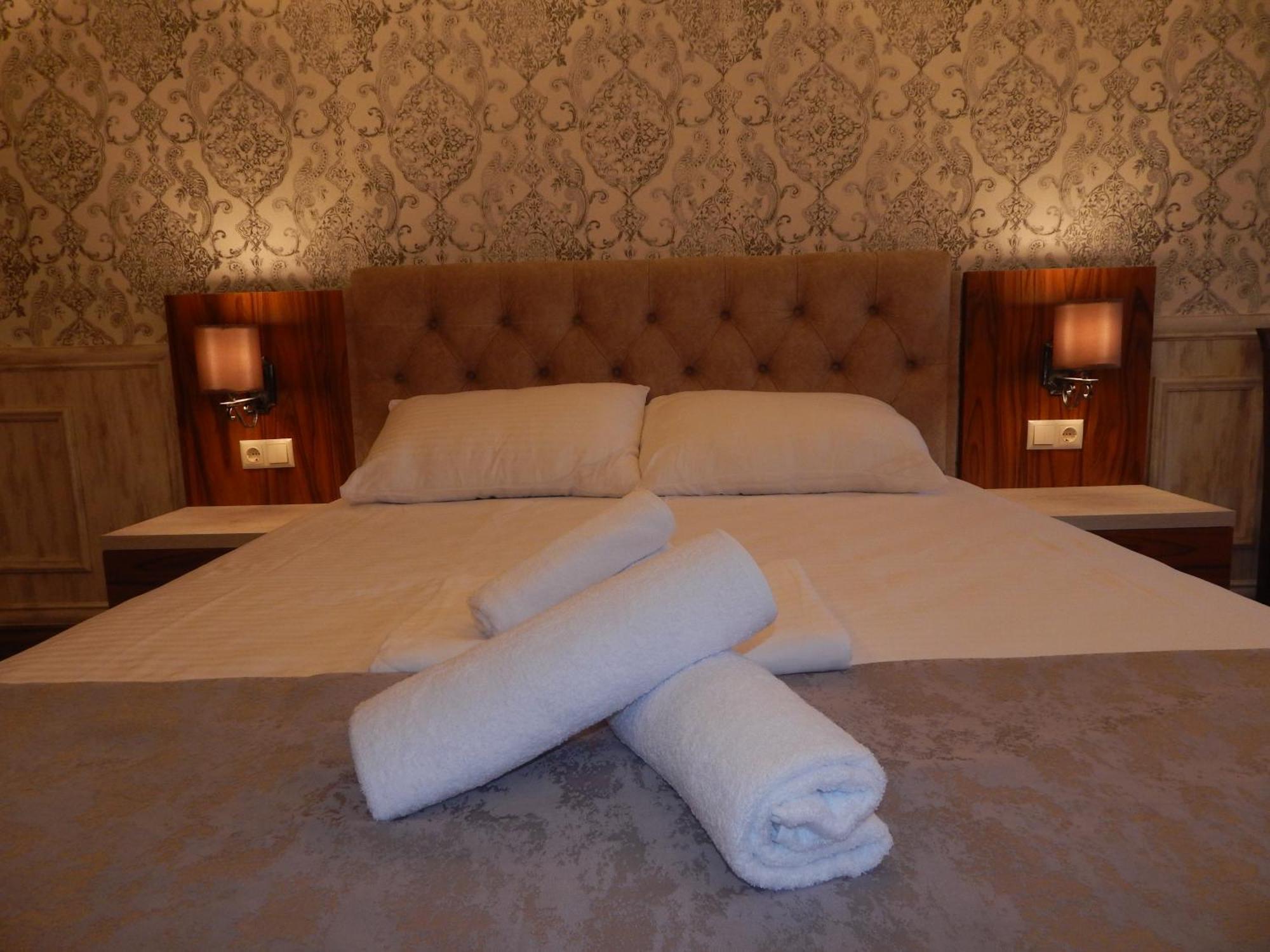 Melini Boutique Hotel バトゥーミ エクステリア 写真