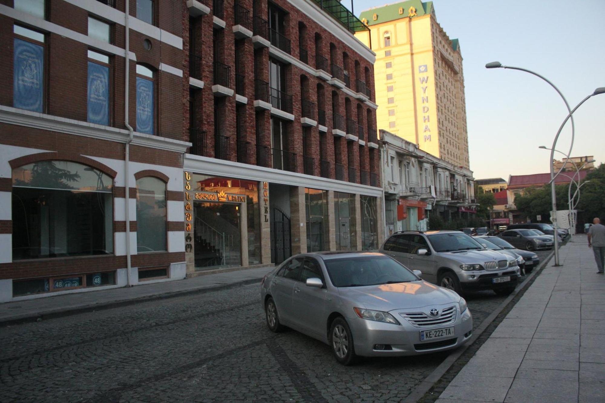 Melini Boutique Hotel バトゥーミ エクステリア 写真
