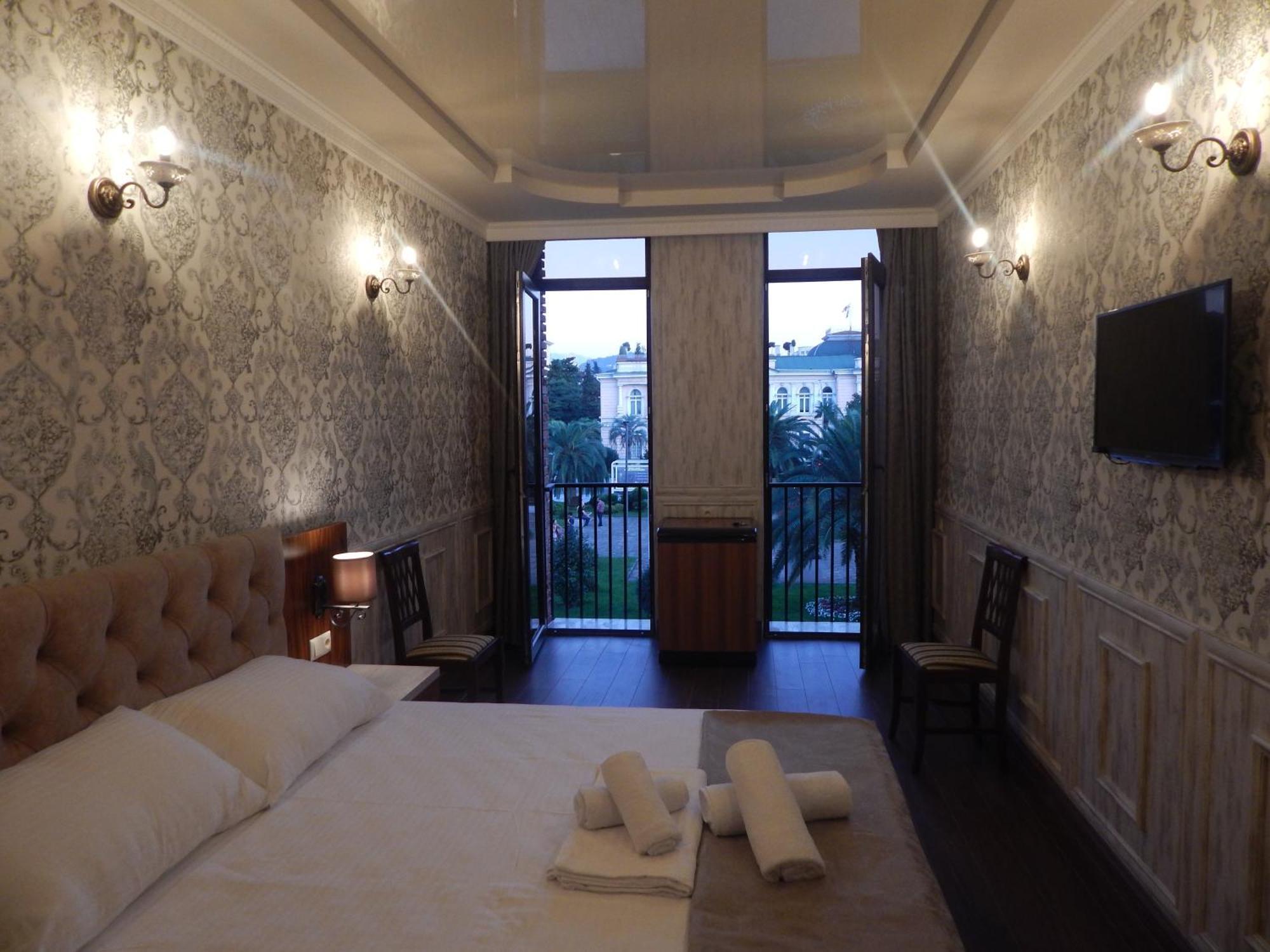 Melini Boutique Hotel バトゥーミ エクステリア 写真
