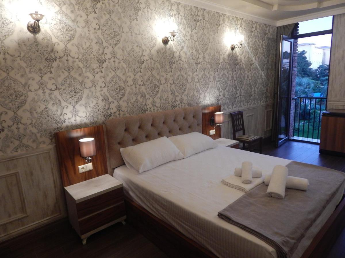 Melini Boutique Hotel バトゥーミ エクステリア 写真